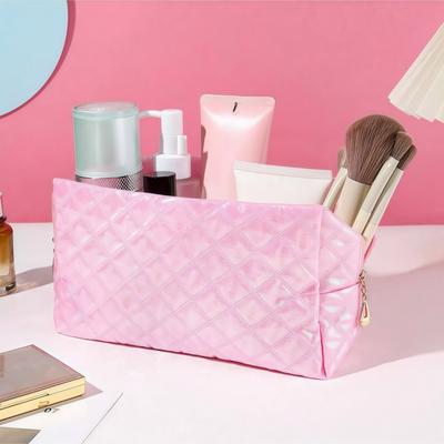 Multi-colored Quilted Travel Makeup Storage Bag, with Large Capacity for Storing Essential Skincare Products for Women.zwq