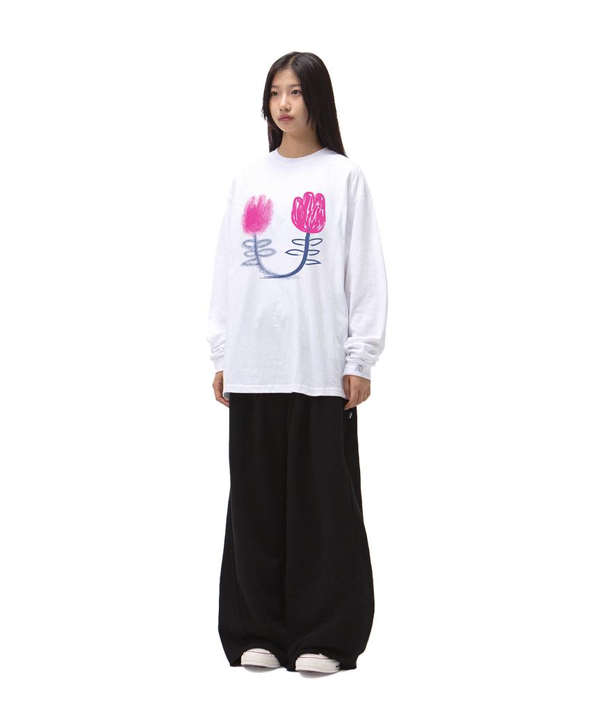 Yankoaleupeu Flower Semi-Oversized Long Sleeve - White