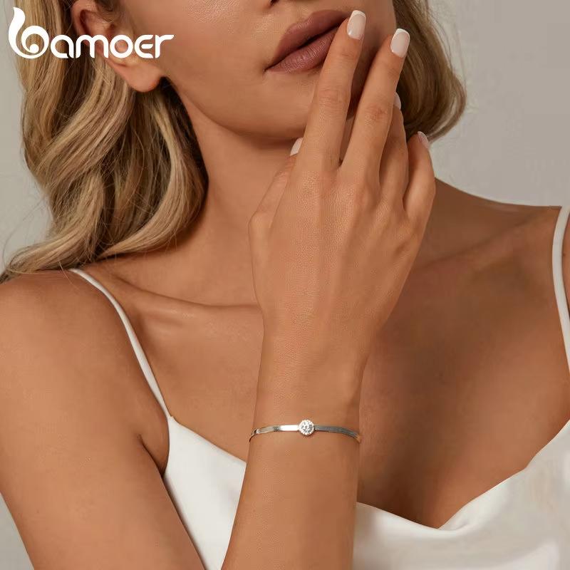 BAMOER 0.5CT Moissanite Halo Pendant Bracelet Exquisite 925 Sterling Silver Snake Chain Link for Women Wedding Fine Jewelry Gift