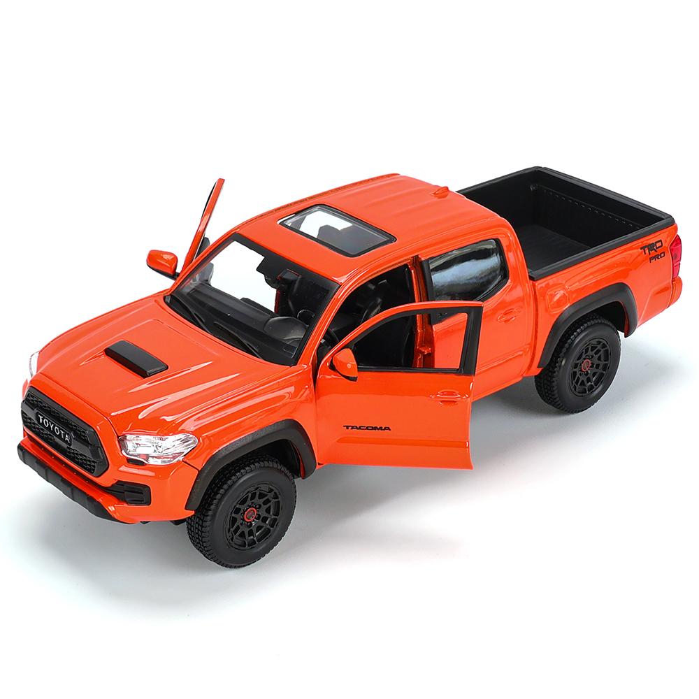 Maisto 1:27 The New 2023 Toyota Tacoma TRD Pro simulation alloy car model crafts decoration collection toy tools gift