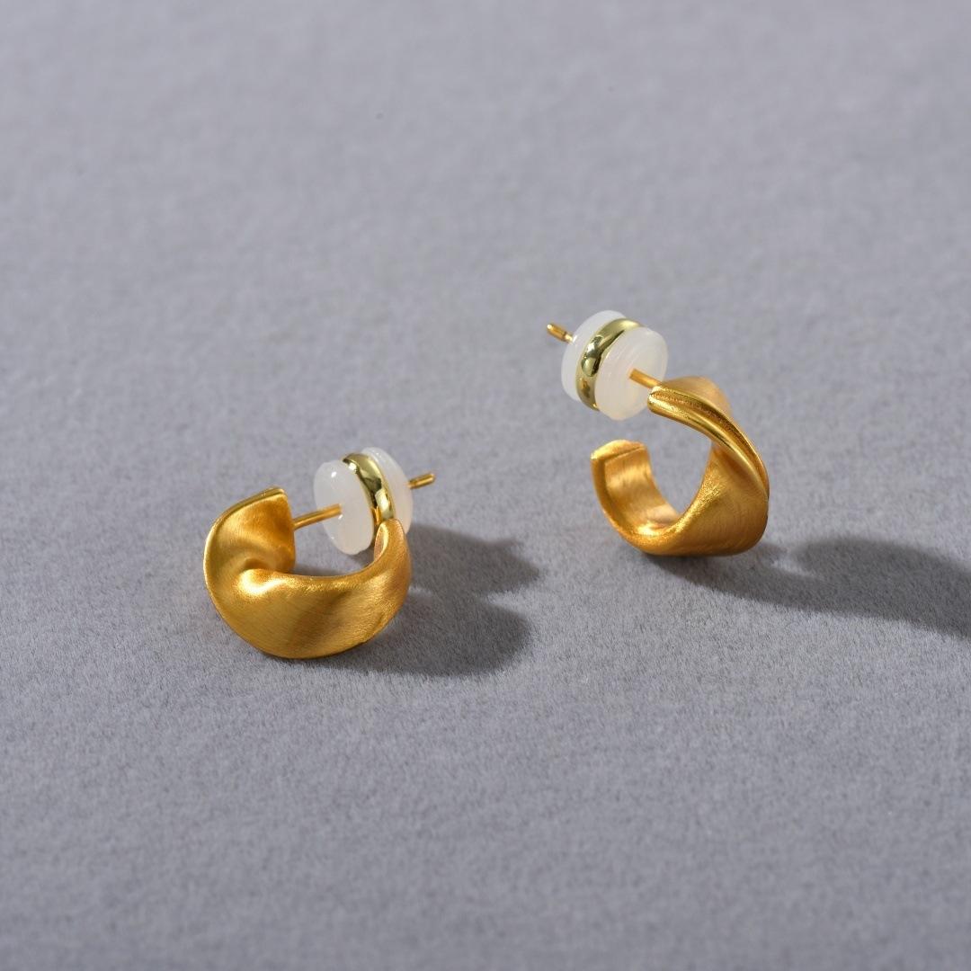 Fashion Brass Plated 18K Real Gold Brushed C-Type Irregular Stud Earrings With Unique Personality And Trend Light Luxury Earrings For Women