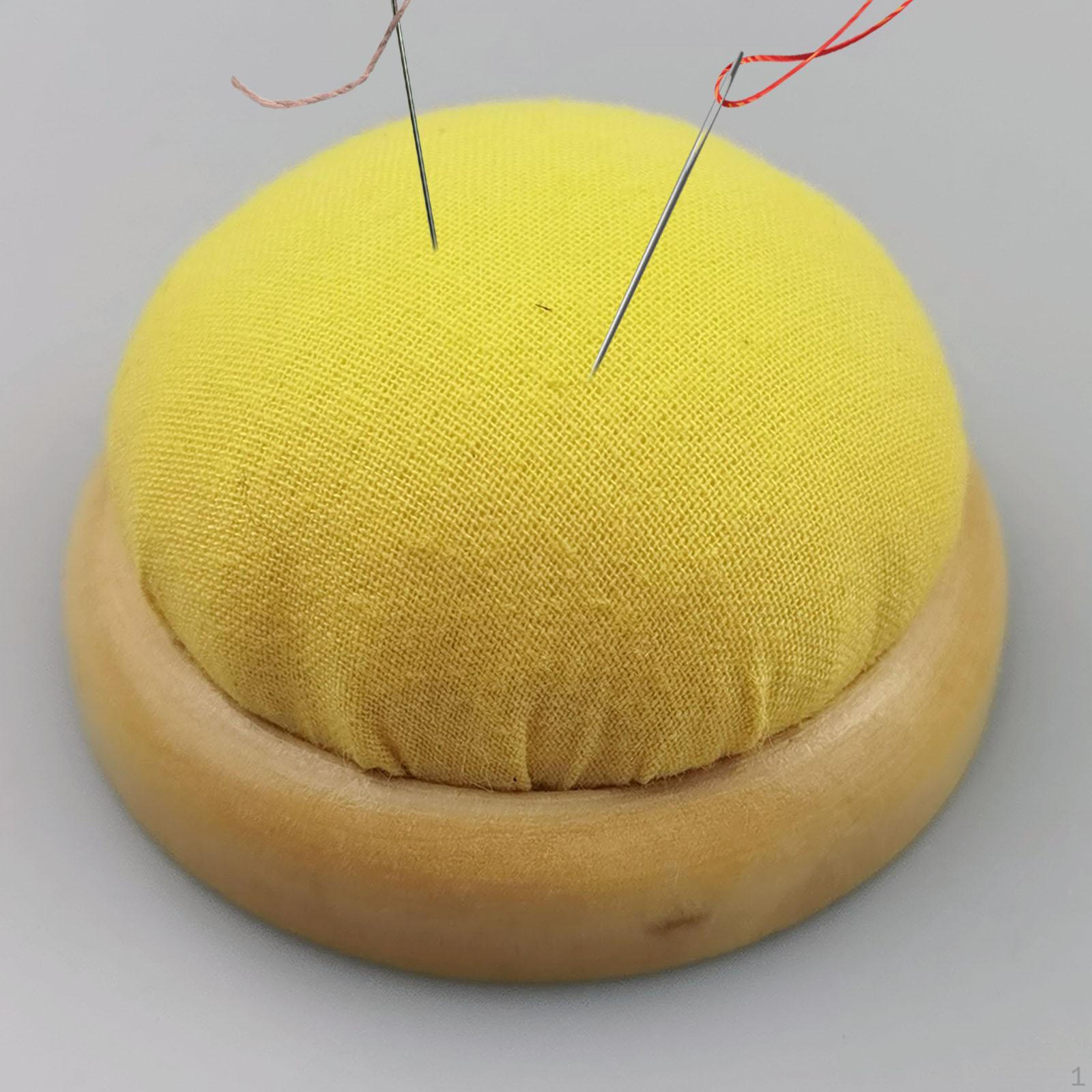 

Игольница-подставка для иголок круглая универсальная компактная швейная жёлтый