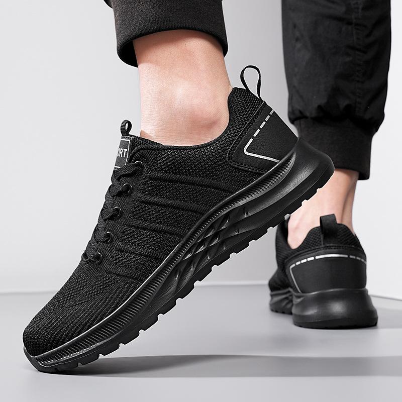 New large size couple shoes casual soft-soled sports shoes breathable single shoes fly-woven mesh shoes