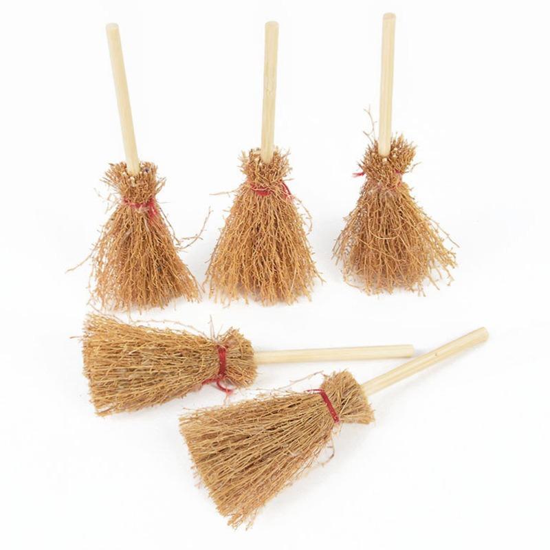 10pcs Miniature Artificial Mini Straw Brooms with Red Ropes Halloween Straw Craft Decoration for Costume Cosplay Party