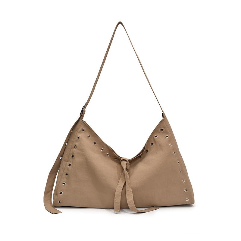 

Korean version trendy large-capacity fashion nylon shoulder bag women s 2025 new lazy style underarm bag commuter tote bag хакі