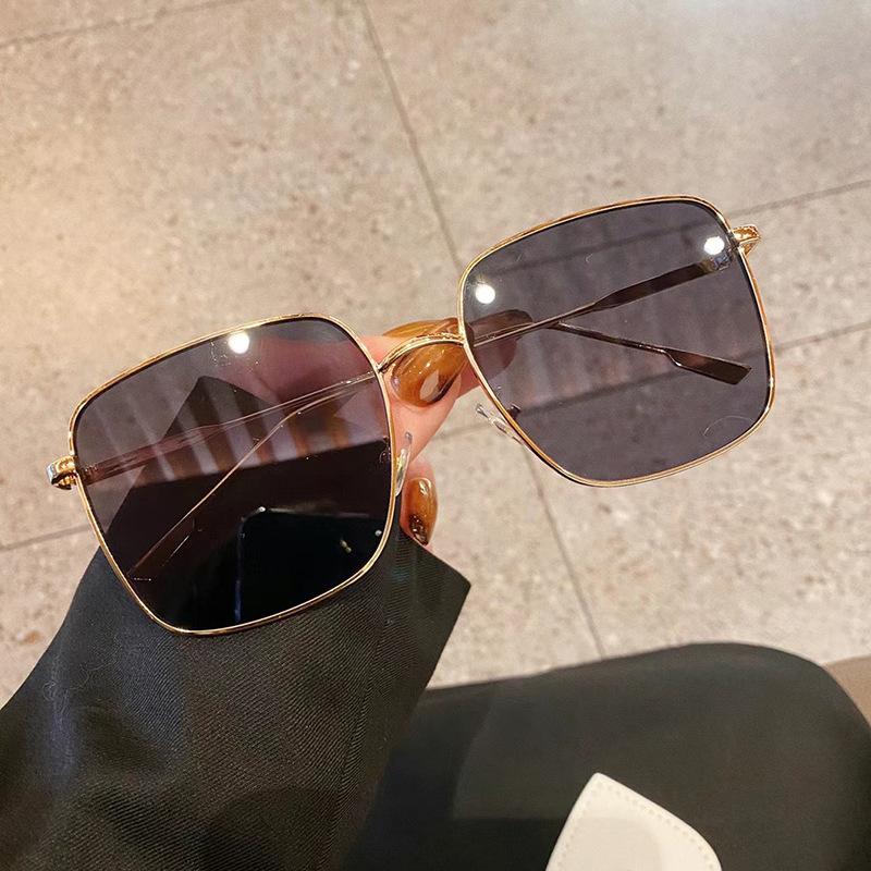 New Style Sun Glasses For Women Square Shape Alloy Frame Men Glasses Driving Hiking Male Female Sunglass