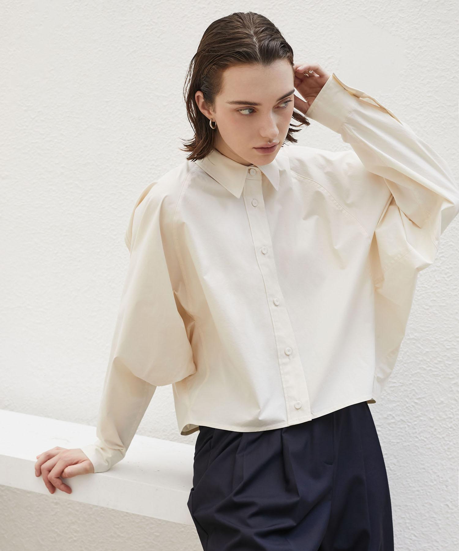 A Leaf Crop Dolman Shirt_Cream