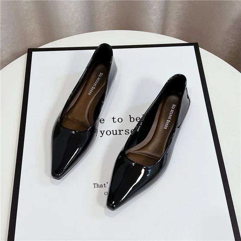Fashion Classic Pointed Toe Women's Pumps 2024 New Solid Color Simple Female Commuting Work Shoes Fashion Versatile Shallow Mouth Shoes