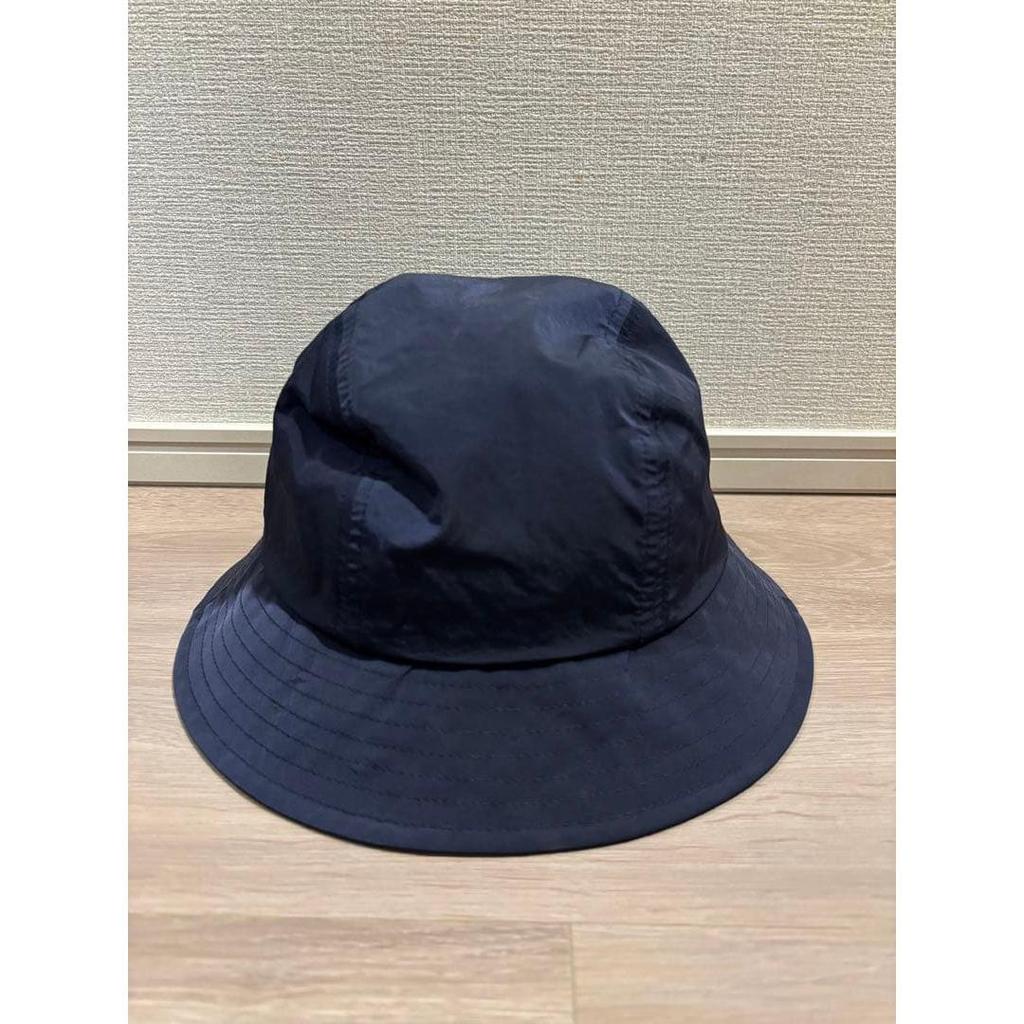 Used Kith bucket hat navy