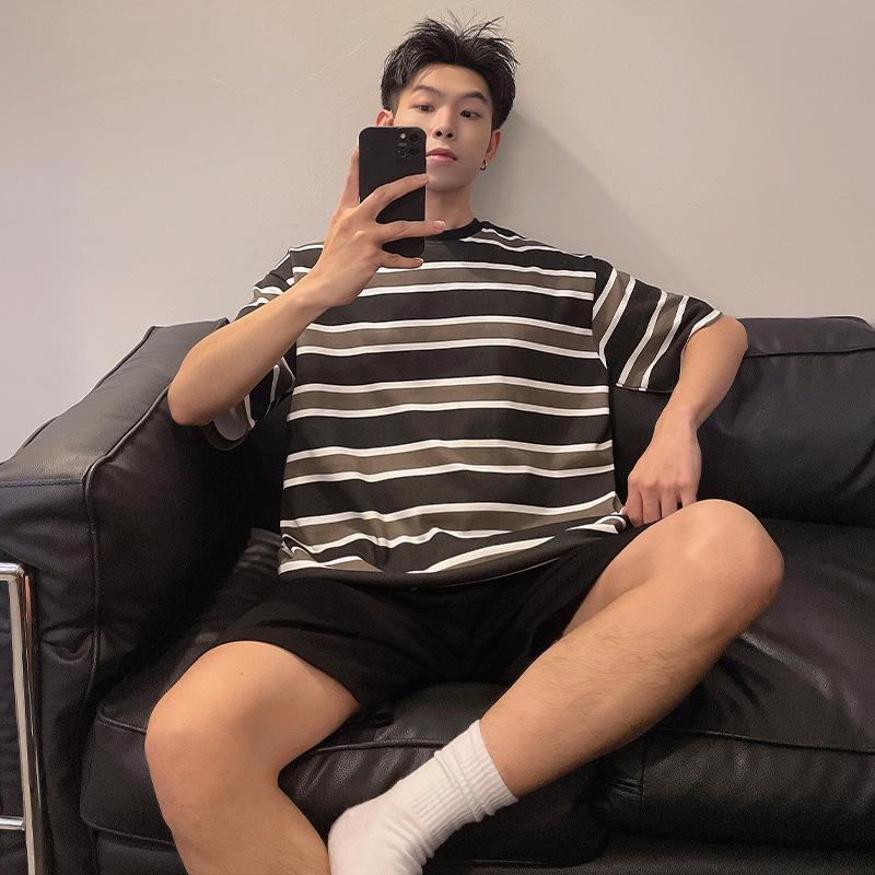 

Мужской летний пижамный комплект с коротким рукавом на 2024 год - Большой размер и повседневный для общежития или дома 3XL (80-90 kg)