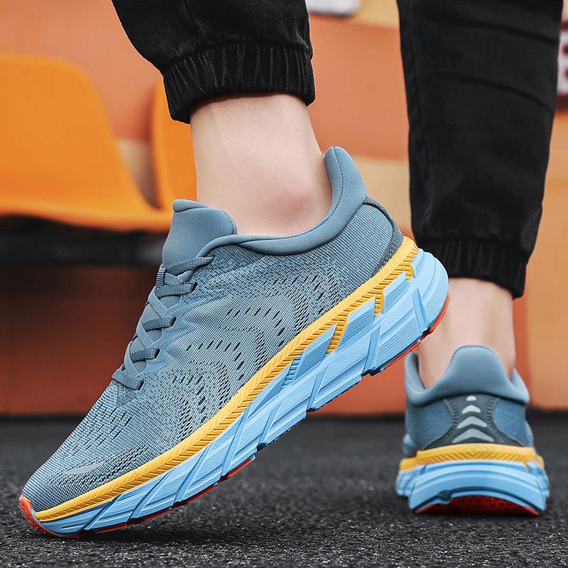 Outdoor Lightweight Shock-absorbing Running Shoes for Women Soft Sole Professional Breathable Mesh Sneakers for Men