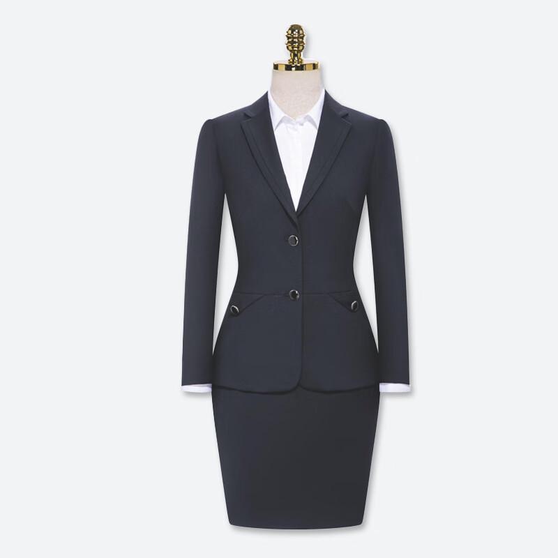 

Деловой костюм из смесовой шерсти 48A 175/92A