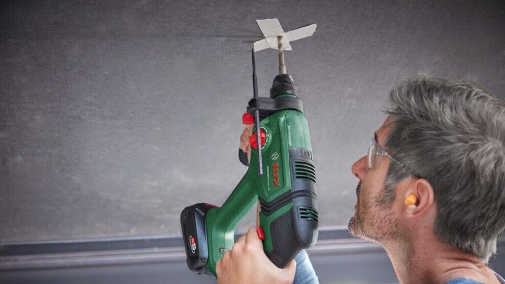 Перфоратор Bosch UniversalHammer 18V 06039D6004