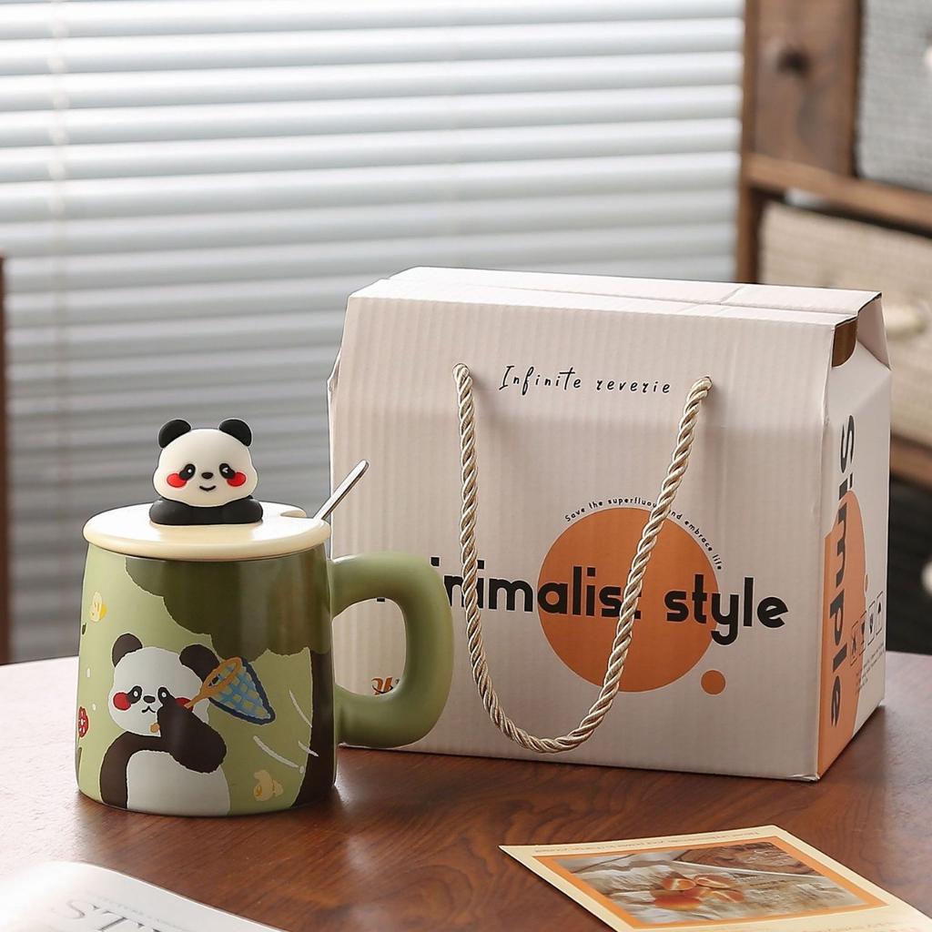 Creative Hand Painted Panda Ceramic Cups  Cute Retro Mugs  High Appearance Level Couple Cups with LIDS  Household Drinking Cups