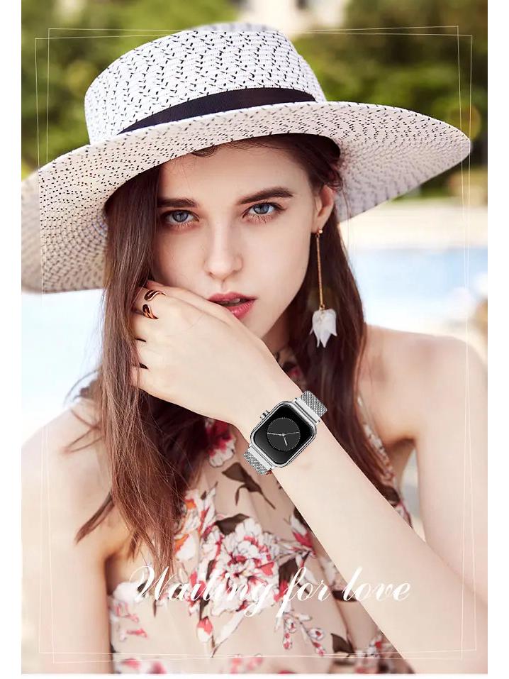 FOURRON Women's Square Quartz Fashion Watch with Milanese Steel Band