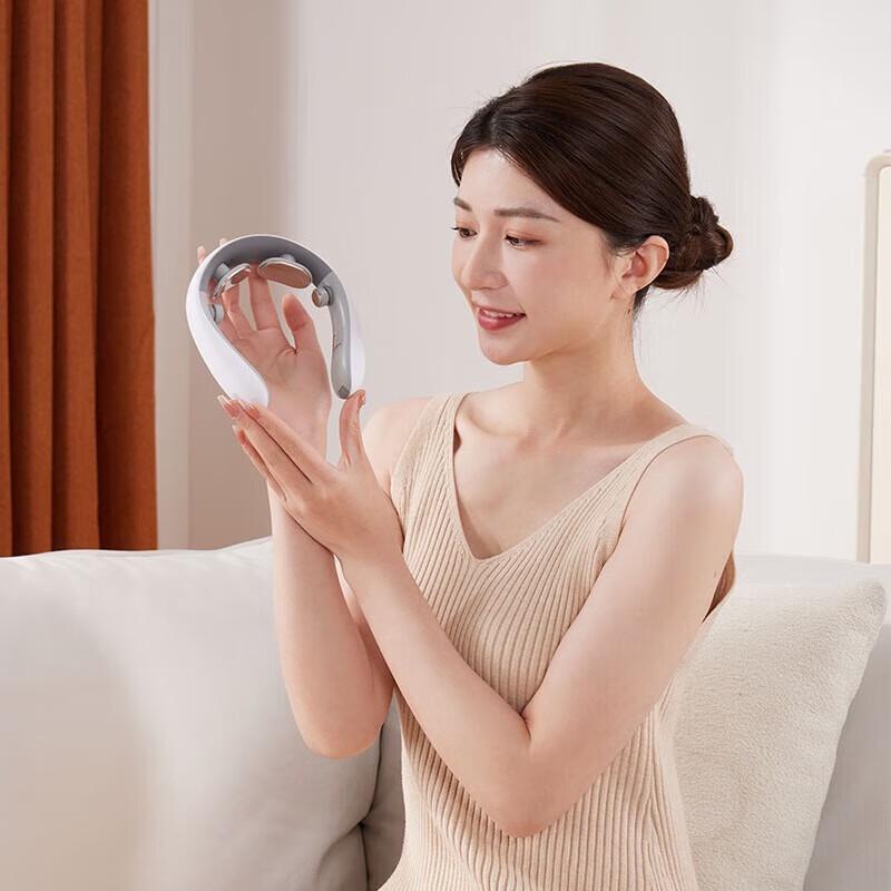 Smart Low-Frequency Pulse Neck Massager with Heat CN plug (adapter included)