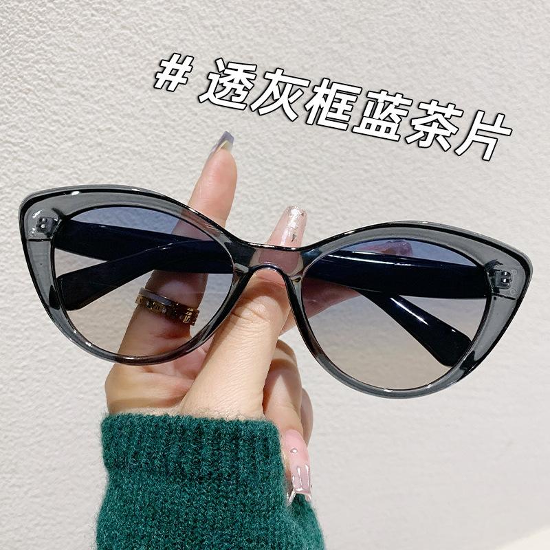 Fashion Cat Eye Sunglasses for Women Luxury Brand Designer Leopard Small Frame Sun Glasses UV400 Vintage Eyewear