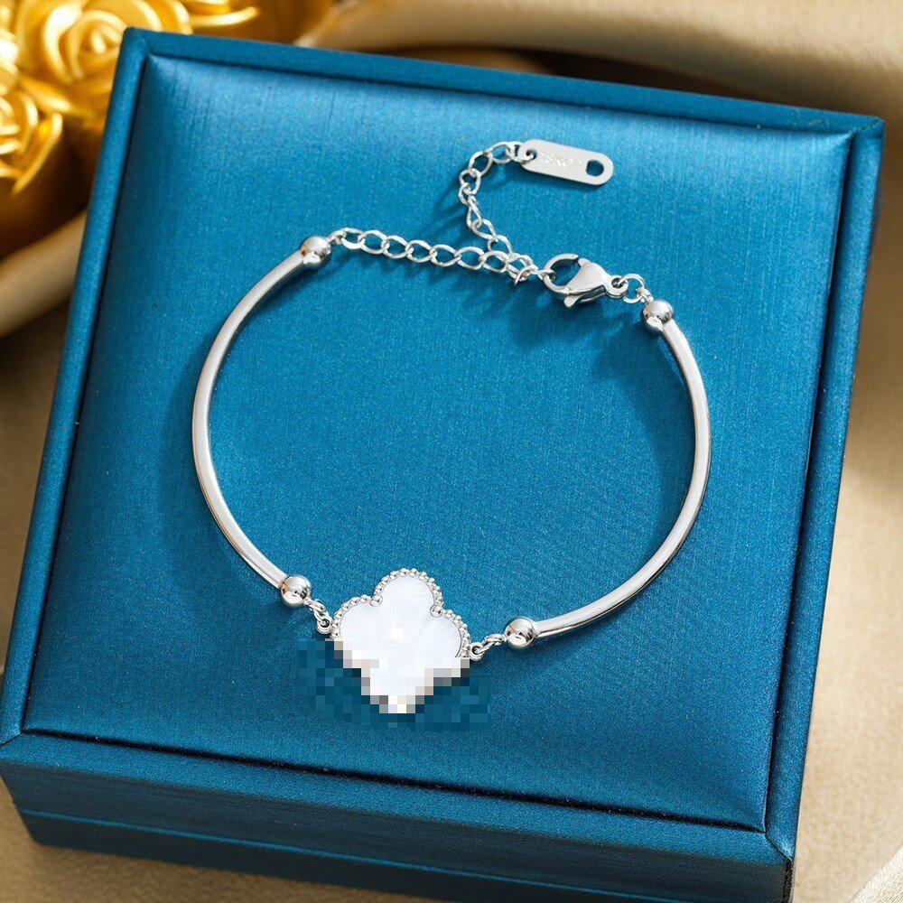 High-End Titanium Steel Four-Leaf Clover Bracelet with Shell Pendant – Durable, Fade-Resistant Design