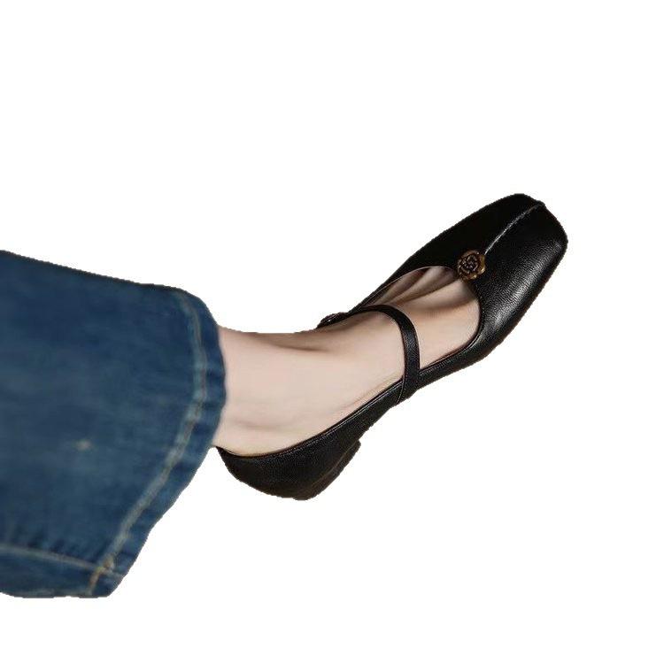 French retro camellia Mary Jane shoes autumn new thick heel buckle with soft sole low heel single shoes