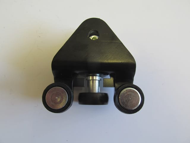 For Citroen Nemo 2008-2016, right to left sliding door lower guide connection Oem 1378343080