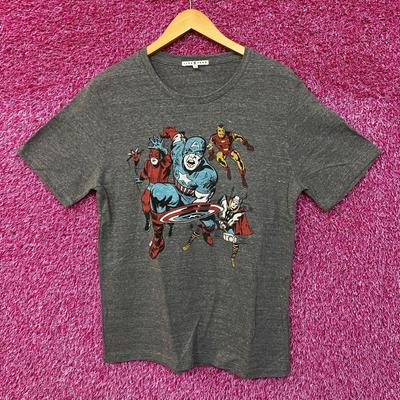 Marvel Avengers Comic Book Style Tshirt Size Medium Unisex T-Shirt