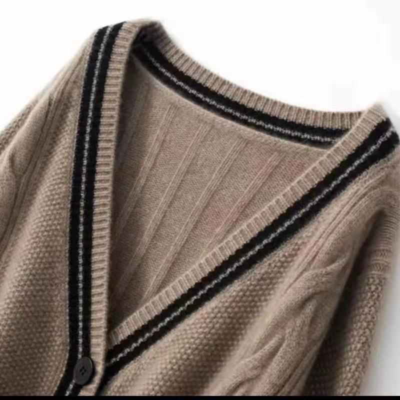 2024 Early Autumn Academic Style V-Neck Loose Knit Cardigan for Women