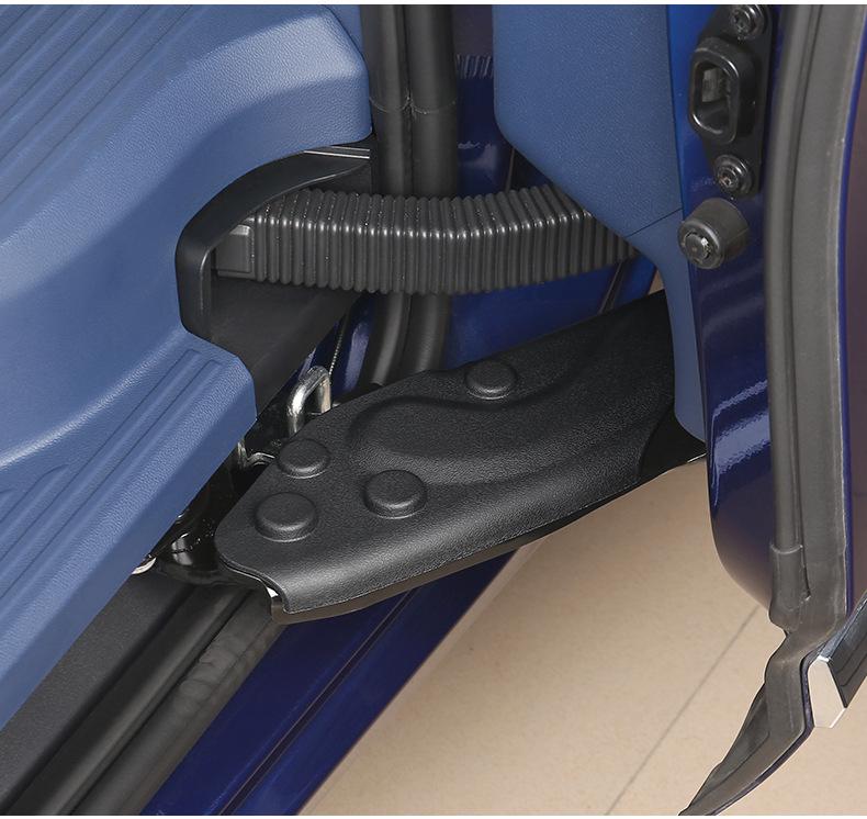 Middle Door Connecting Cover Interior Modification for 2025 Buick GL8 PHEV, ES, and New Energy Models.
