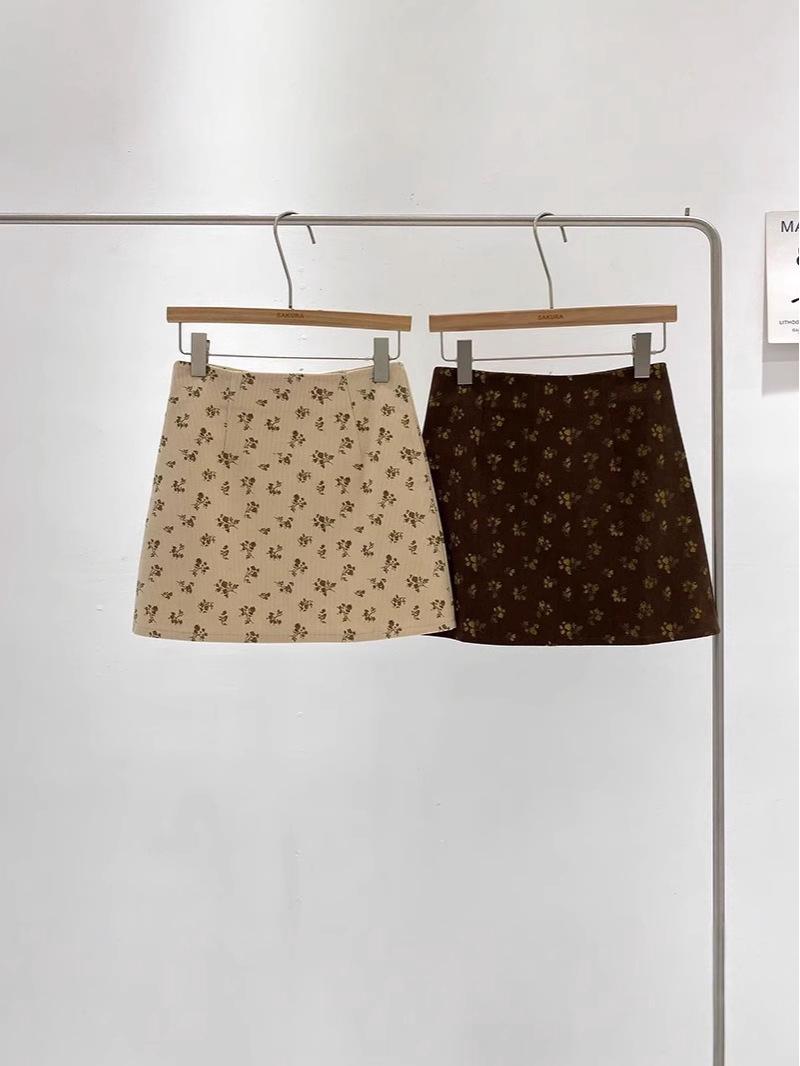

Korean Retro Floral Corduroy High-Waist A-Line Skirt M абрикосовый