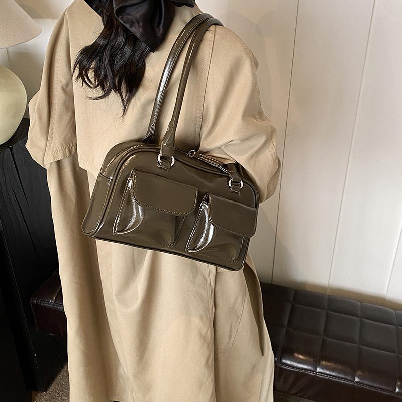 

Niche design underarm bag women s 2025 new retro large-capacity shoulder bag premium commuter handbag 28*7*16.5