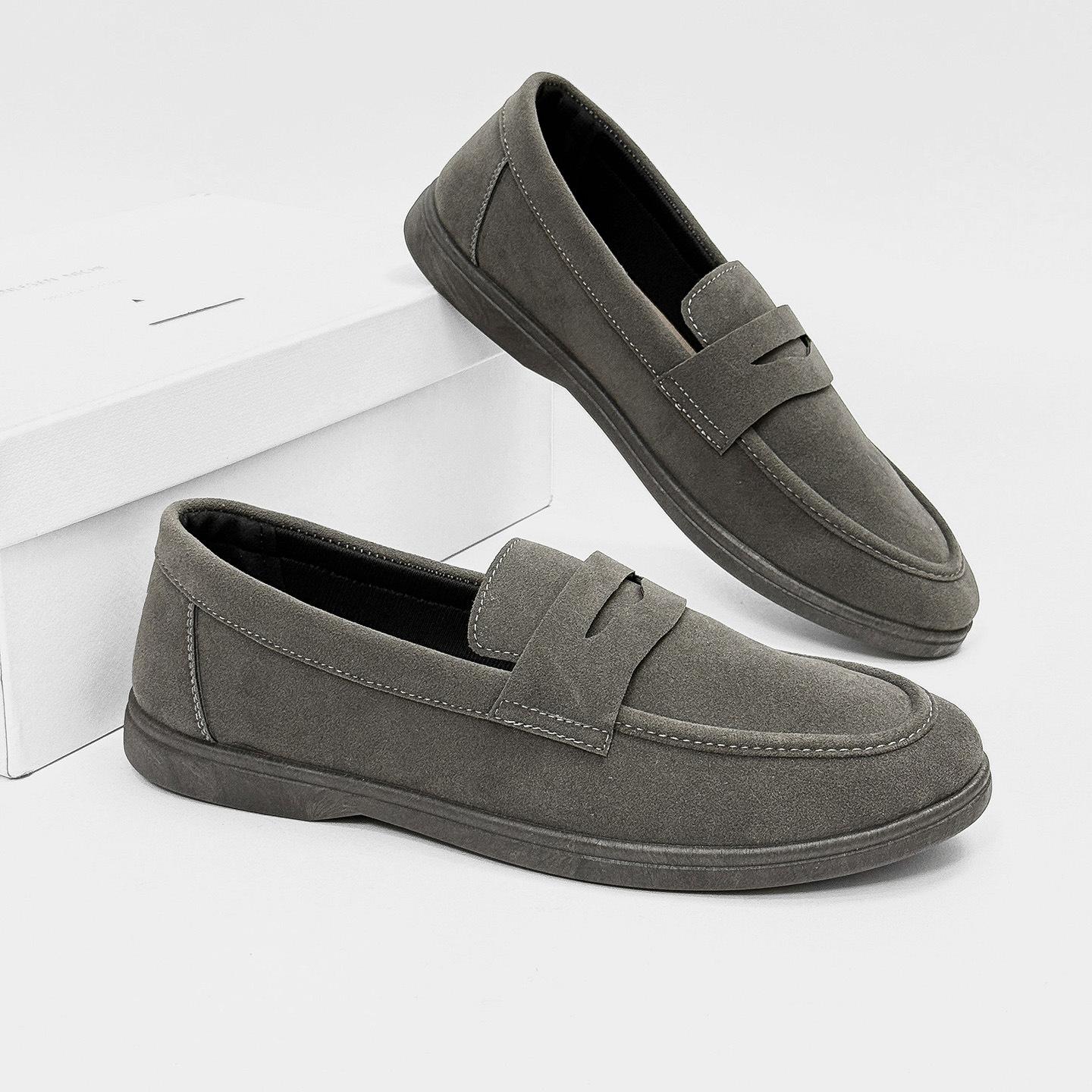 

Men s shoes loafers Doudou men s shoes large size 2025 new men s lazy shoes daily casual shoes solid color 45