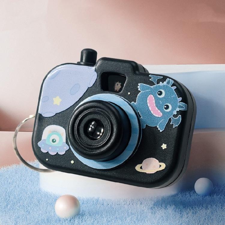 Creative Play Projector Camera Keychain For Kids Portable Plastic Toy With Cartoon Light Display Stylish Keyring