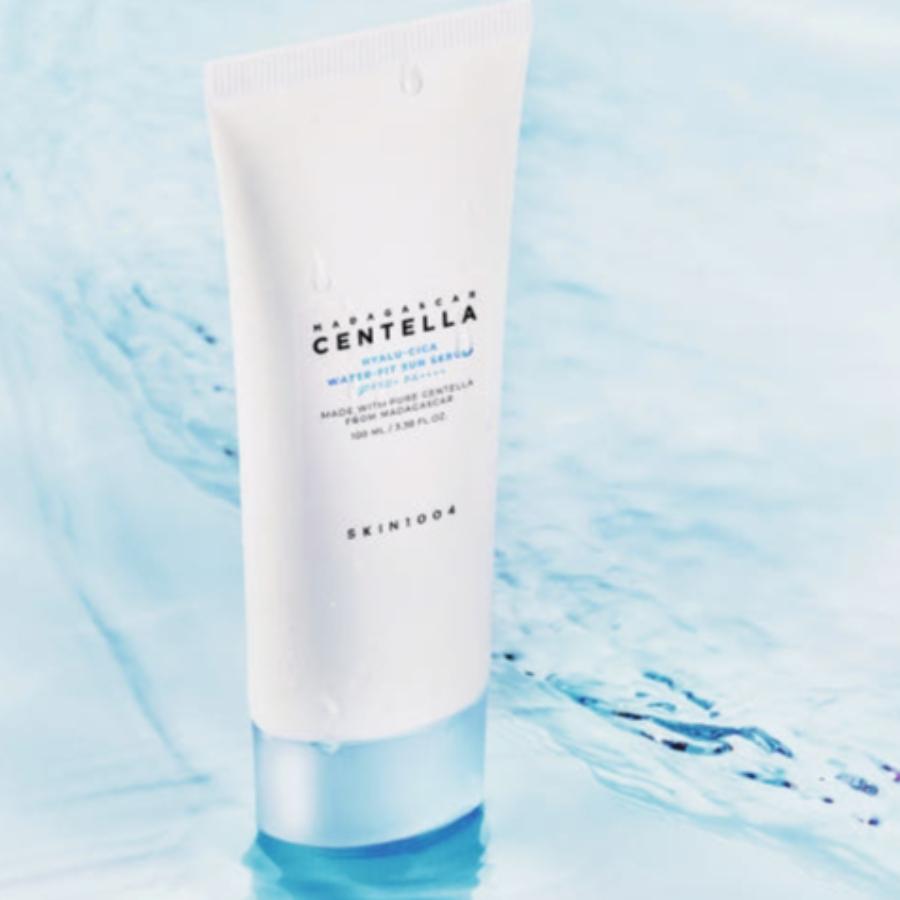 

Skin1004 MADAGASCAR CENTELLA HYALU-CICA Водостойкая солнцезащитная сыворотка 100 мл