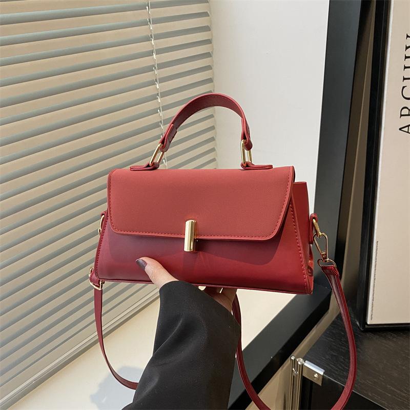 Korean Version of Women's Bags Are Fashionable and Simple, Daily Textured Solid Color Portable Small Square Bag, Foreign Style Versatile Single Should