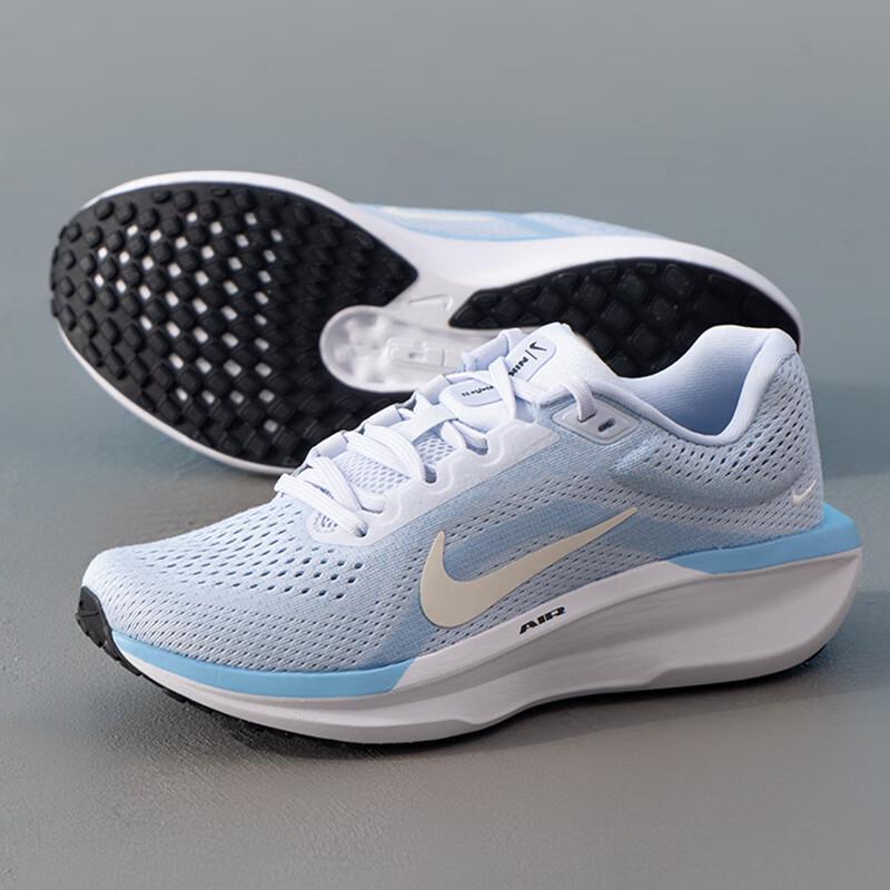 Nike WMNS Air Winflo 11 Running Shoes