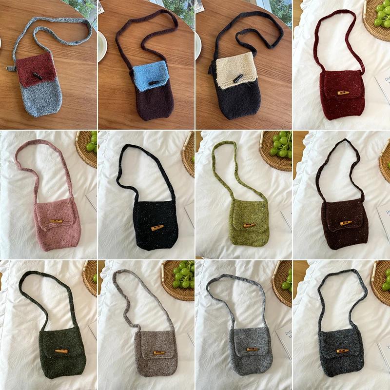 Horn Buckle Knitted Crossbody Bag Vintage Autumn Winter Mobile Phone Case for Women Fashion Mini Purse Korean INS Style Bag