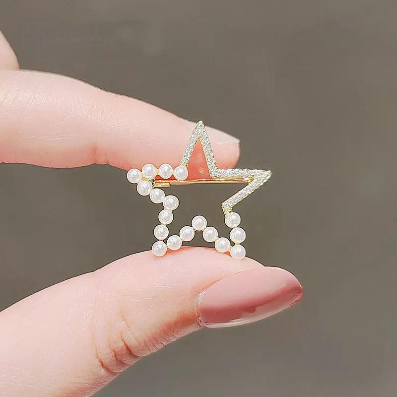 Simple Hollowed-out Five-pointed Star Brooch, Trendy Pearl Pin, Collar Pin, Anti-glare Clasp