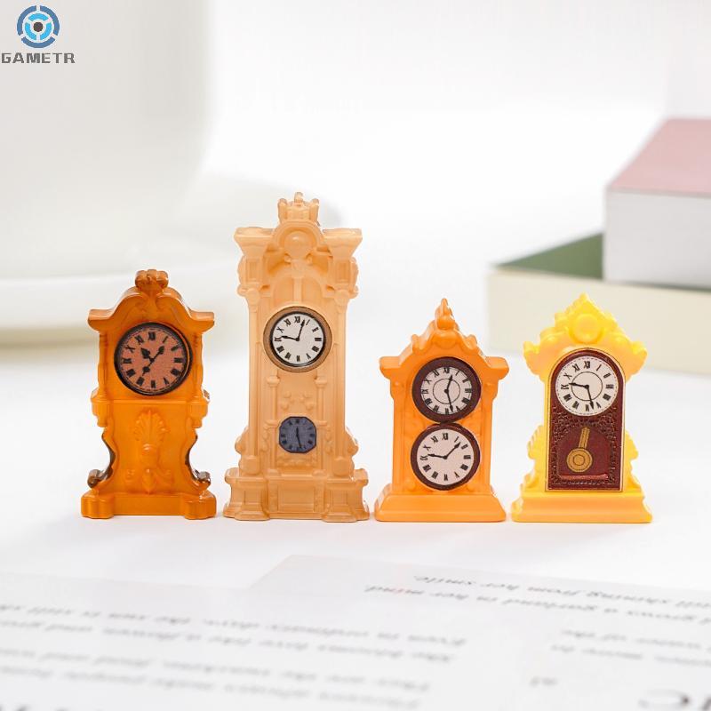 1/8Pcs Vintage Miniature Wall Clock Toy 1:12 Scale Dollhouse Furniture Accessories European Model Decor