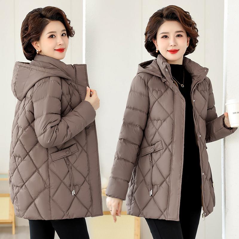 Modern Style, Middle-aged and Elderly Women's Winter Cotton Jacket, New Style, Wide Wife's Autumn and Winter Coat, Thickened