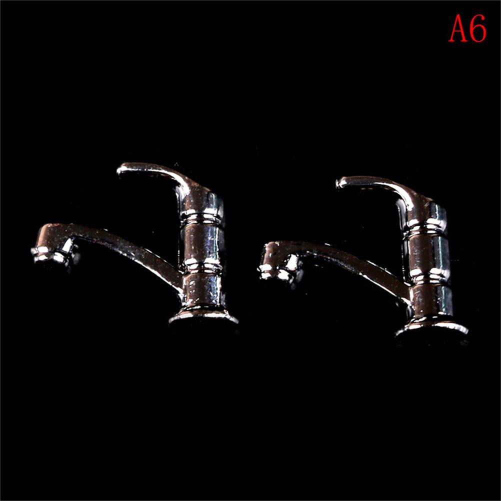 2 Stück Neu 1:12 Miniatur-Metallwasserhahn Wasserhahn Puppenhaus Badezimmerzubehör Puppenhaus Miniaturhahn 6 Stile