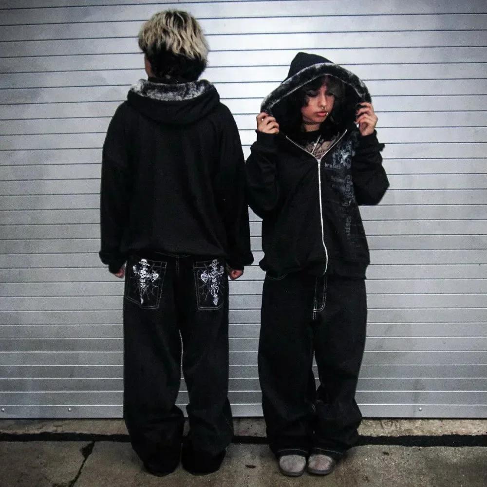 RogueWave Moda Hip-hop Punk Rock Americana Urbana Versátil Jeans Hombres Harajuku Y2K Casual Gótico Pantalones Rectos de Pierna Ancha Mujeres