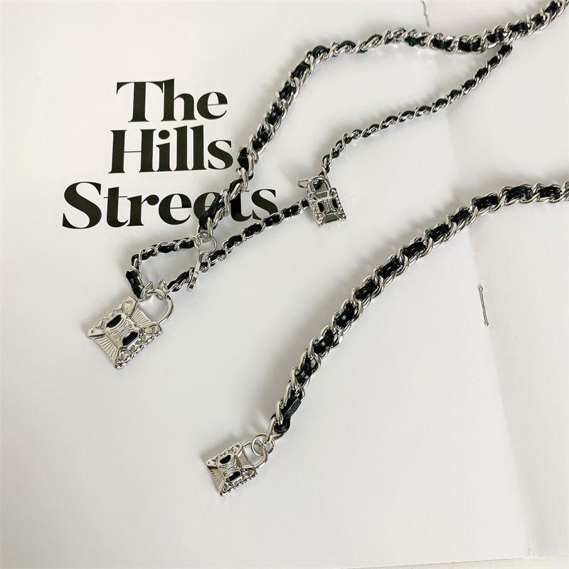 

Modern Waist Metallic Belt Accessory In Gold Ideal For Stylish Womens Fashion срібний