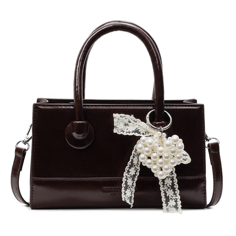 Wholesale Popular Niche Simple Temperament High Sense Portable Small Square Bag Women's Fashion Versatile Work Commuter Messenger Bag