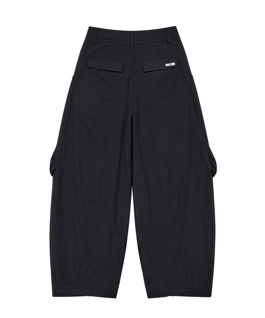 CLO'ET Curve Line Cargo Pants + Black