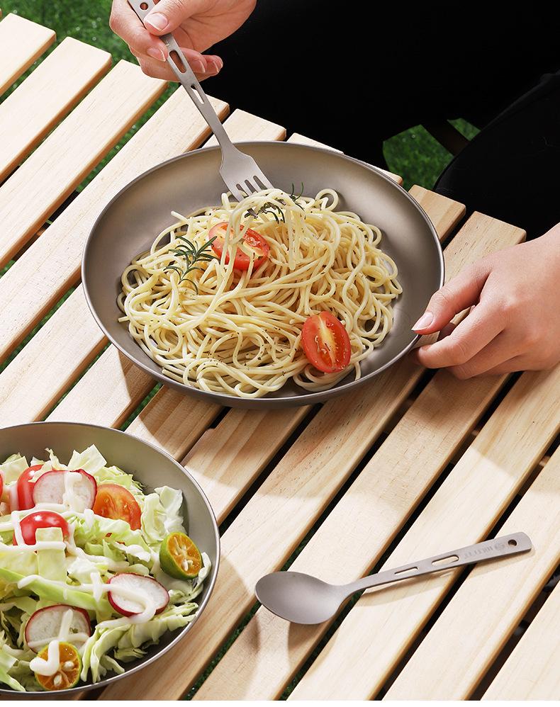 High-End Antibacterial Titanium Dinner Plate: Food-Grade, Multi-Functional, Round, Portable for Household and Outdoor Camping.
