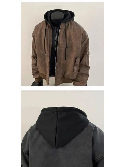 Stilvolle Herren-Kapuzenjacke aus gewaschenem PU-Leder - Robust, Fake-Zweiteiler-Silhouette, Maillard-Farbe.
