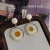 Sweet Little Daisy Natural Dried Flower Earrings Mori Design Vacation Style Earrings Women