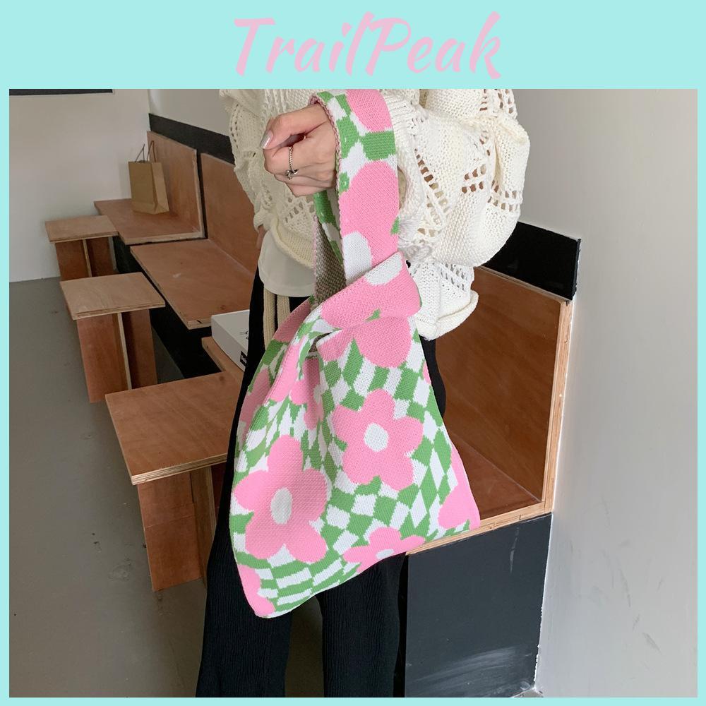 Floral Trendy Woven Knitted Clutch Bag In Soft Polyester For Casual Outings