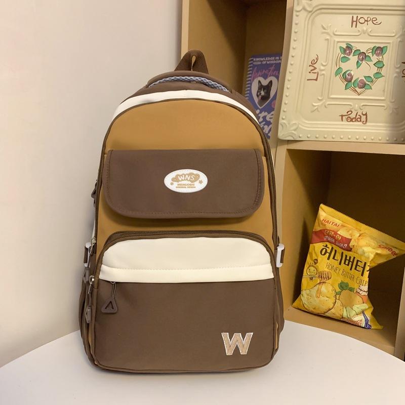 

Шкільний рюкзак для учнів середньої школи коричневий