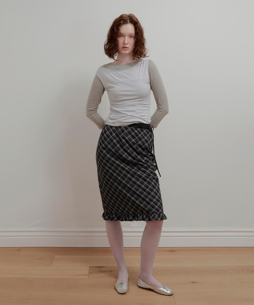 Aobteu Frill Layered Check Skirt - Black