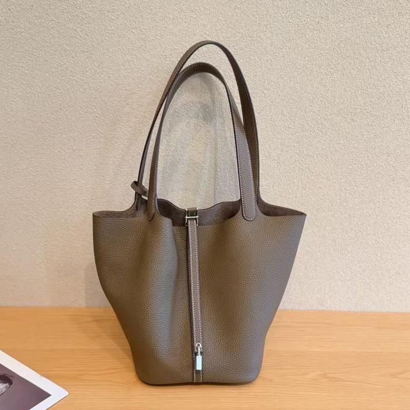 First-layer TC Cowhide Hand-carried Vegetable Basket Bag Leather Underarm One-shoulder Handbag Fashionable Casual Large-capacity Bucket
